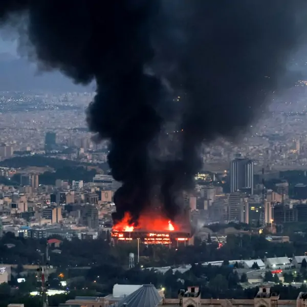 הפצצת הראווה של בניין רשות השידור האיראנית ממשיכה מדיניות של פגיעה בעיתונאים